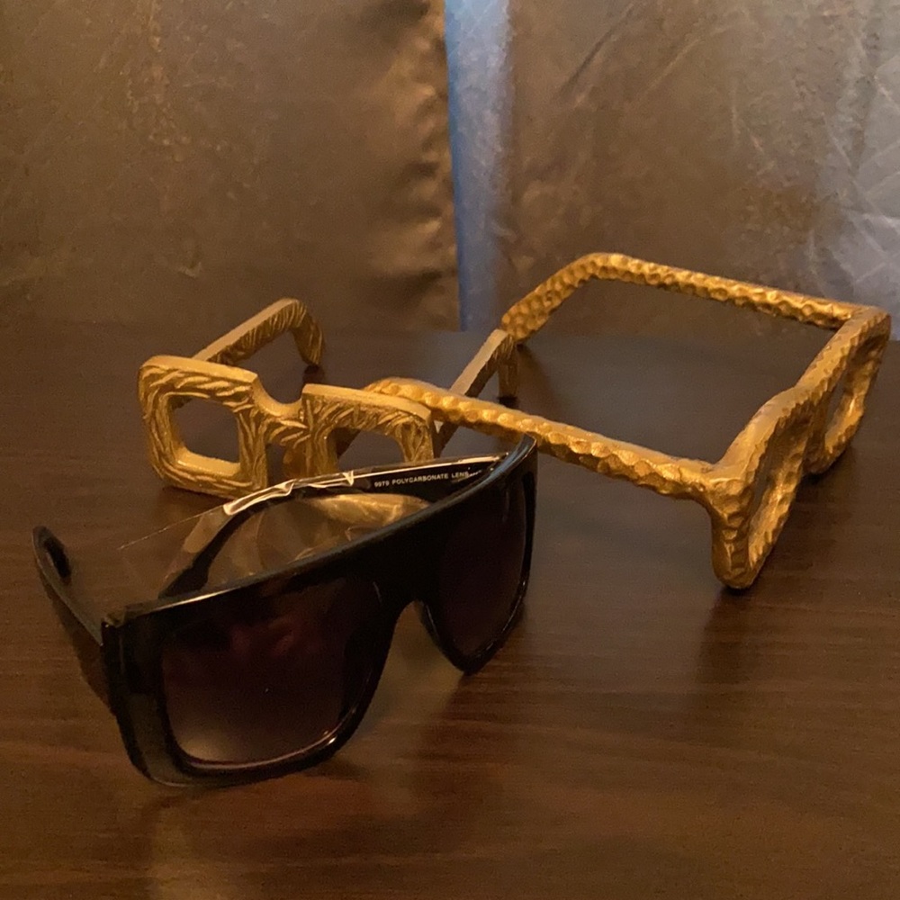 Sunglasses - Picture 3 of 3